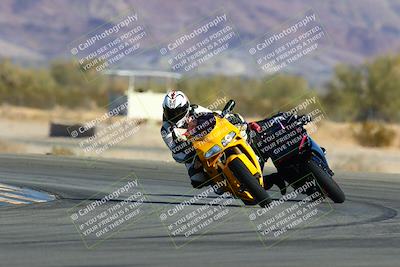 media/Jan-09-2022-SoCal Trackdays (Sun) [[2b1fec8404]]/Turn 14 (10am)/